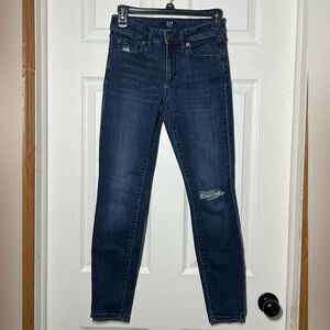 GAP Denim- Curvy True Skinny Jeans - Size 26 Regular